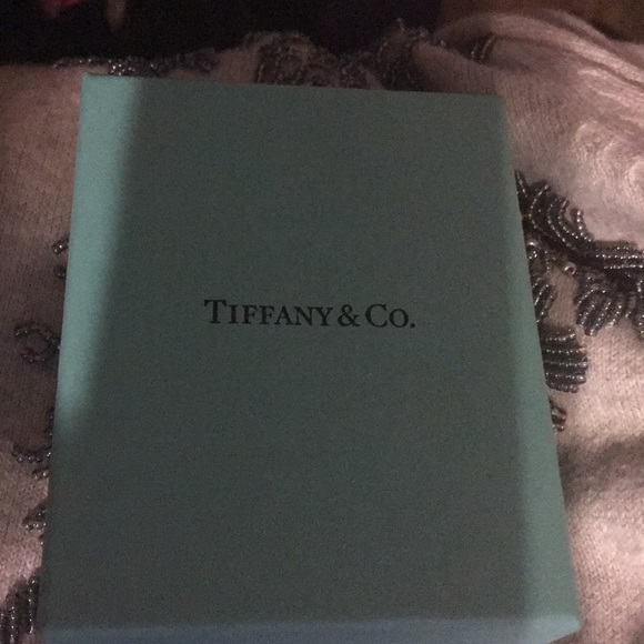 Meet your Posher, Anna - Picture 1 of 1